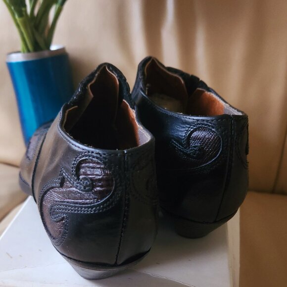 S57 Snazzy Texas style black loafer Snakeskin like brown detail elastic slip on - Picture 5 of 6